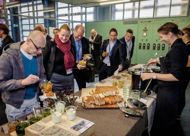 4809 ezgif.com webp to jpg 3 768x551